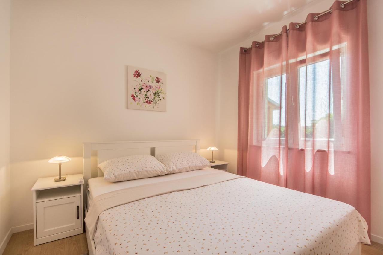 Ferienwohnung Piccola Pineta Pula Exterior foto