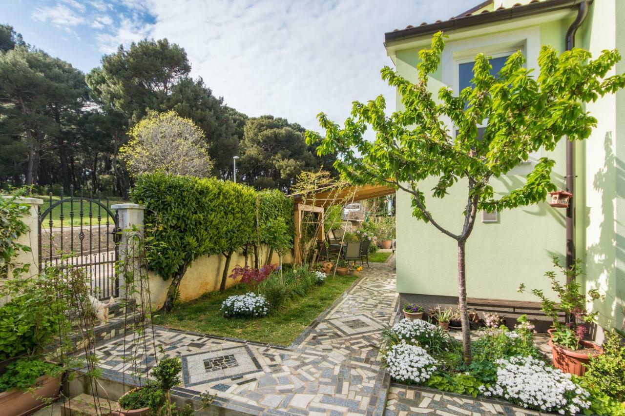 Ferienwohnung Piccola Pineta Pula Exterior foto