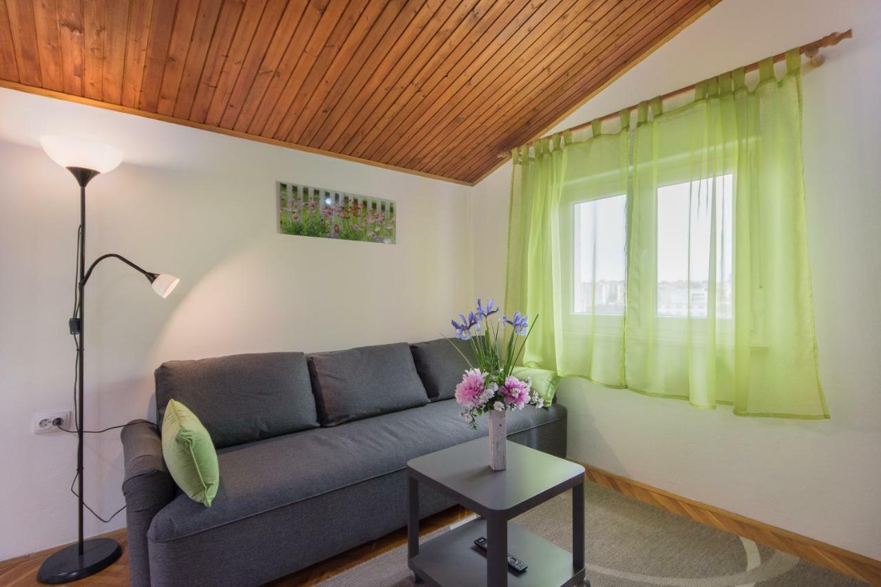 Ferienwohnung Piccola Pineta Pula Exterior foto